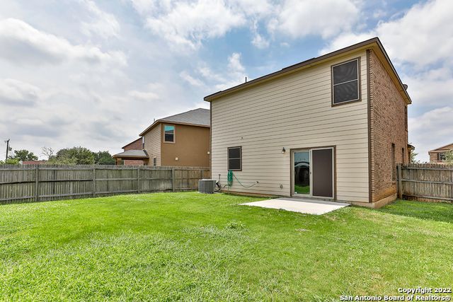 500 Dusty Emerald, Universal City, TX 78148