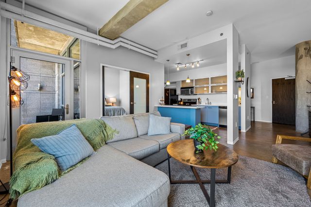 2115 Yeaman Pl Apt 421, Nashville, TN 37206