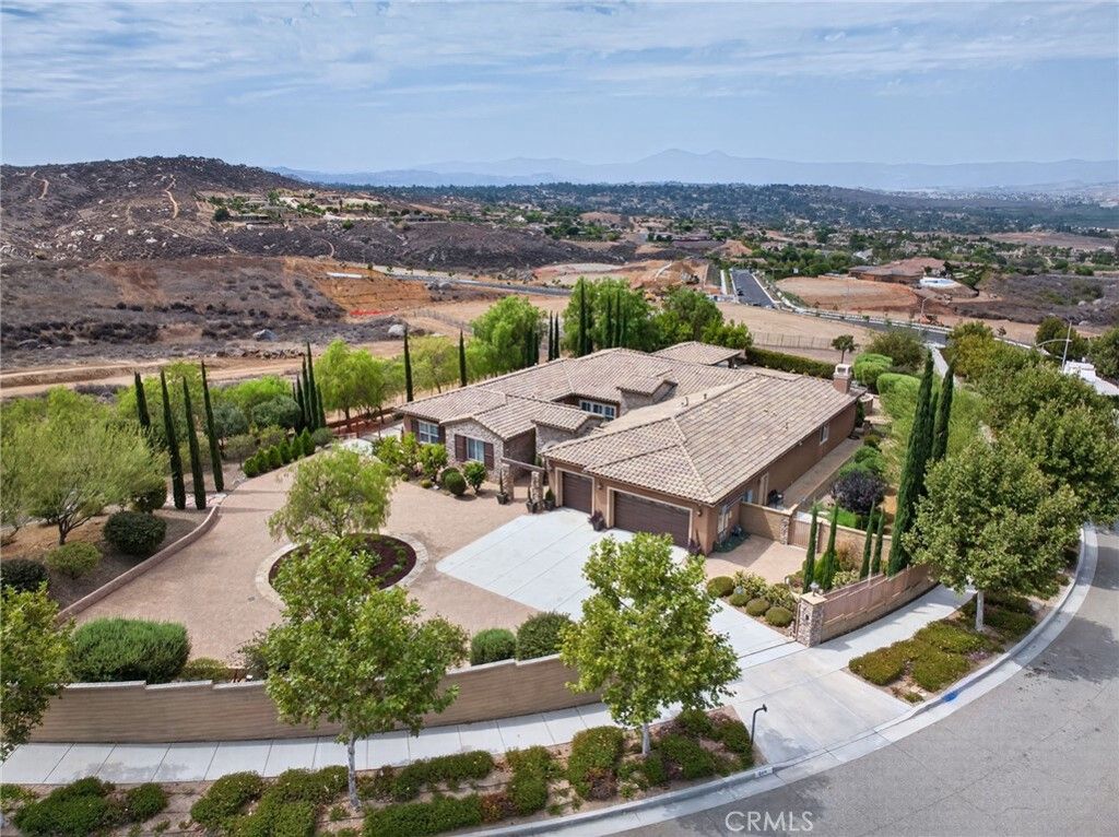 540 Mountain House, Riverside, CA 92506 — photo 4