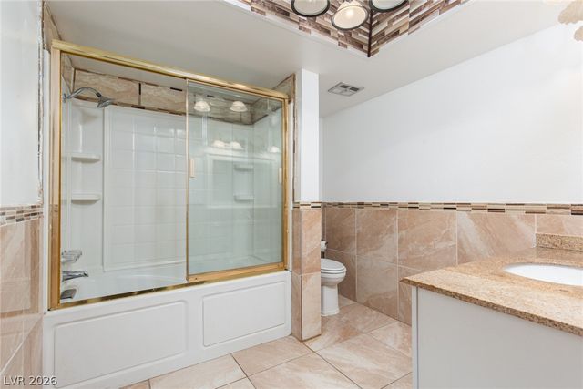 3525 Victory Avenue, Las Vegas, NV 89121