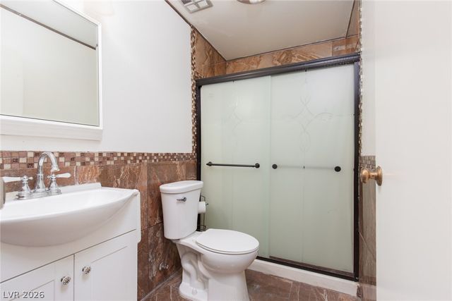 3525 Victory Avenue, Las Vegas, NV 89121