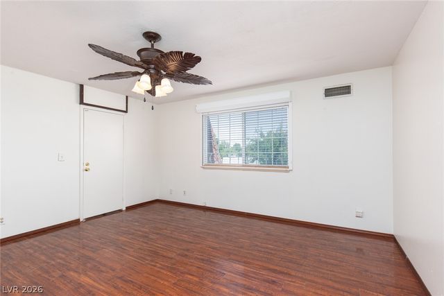 3525 Victory Avenue, Las Vegas, NV 89121