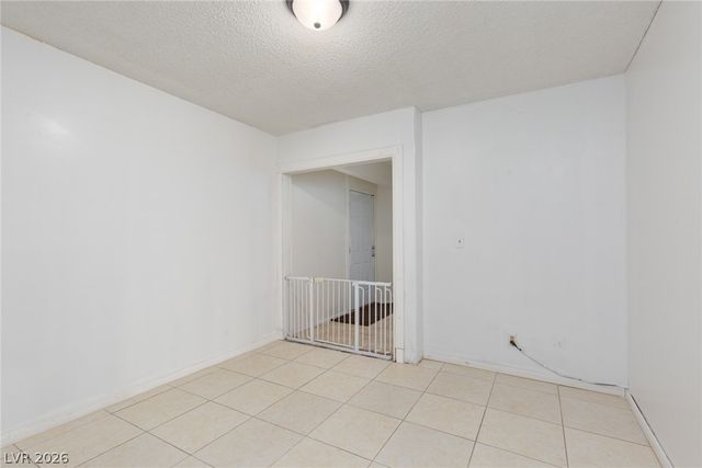 3525 Victory Avenue, Las Vegas, NV 89121
