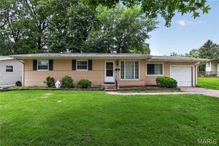 10443 Durness Drive, St Louis, MO 63137