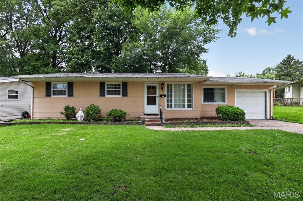 10443 Durness Drive, St Louis, MO 63137