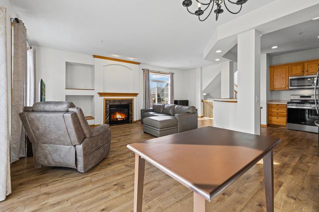 4332 Victor Path 1, Hugo, MN 55038