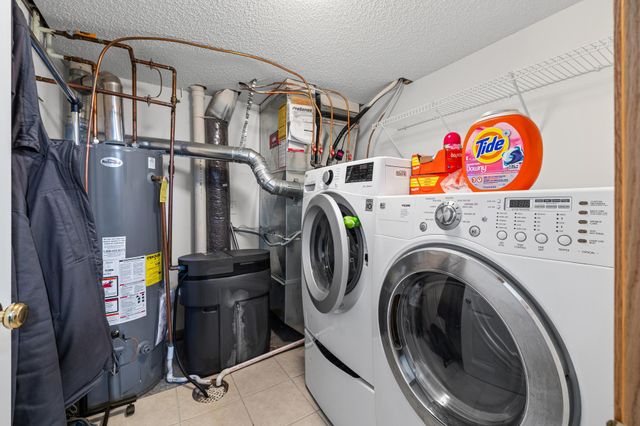 4332 Victor Path 1, Hugo, MN 55038