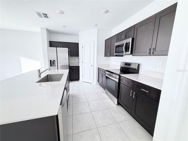 1604 MARKSMAN ROAD, Eagle Lake, FL 33839