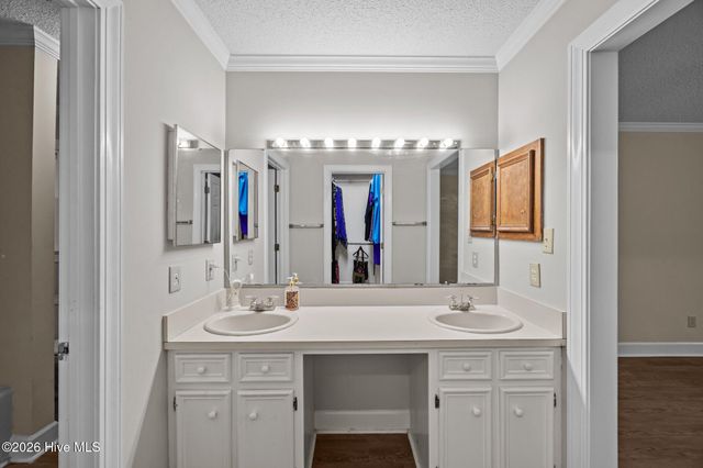 104 Squire Drive, Winterville, NC 28590