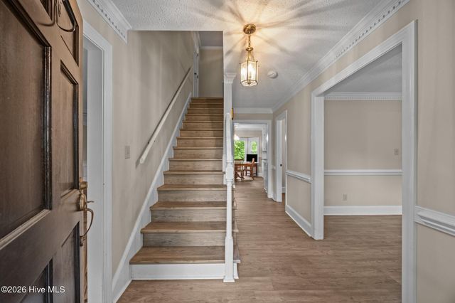 104 Squire Drive, Winterville, NC 28590