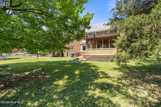 104 Squire Drive, Winterville, NC 28590