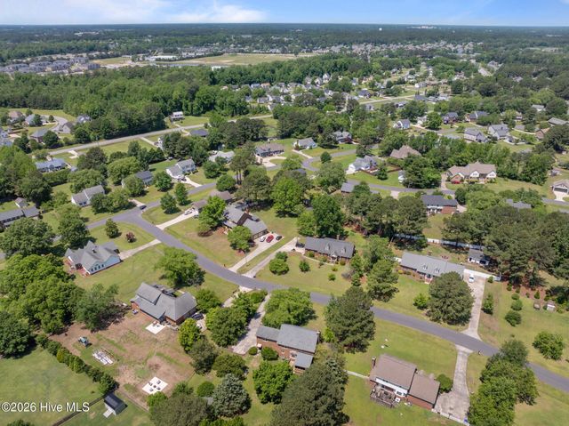 104 Squire Drive, Winterville, NC 28590