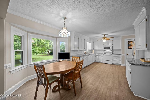 104 Squire Drive, Winterville, NC 28590