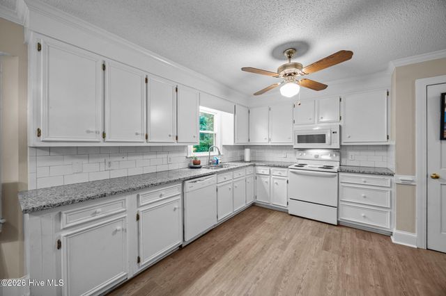 104 Squire Drive, Winterville, NC 28590