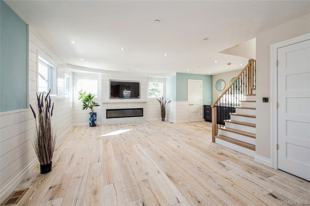 51 Forrester Street, Long Beach, NY 11561