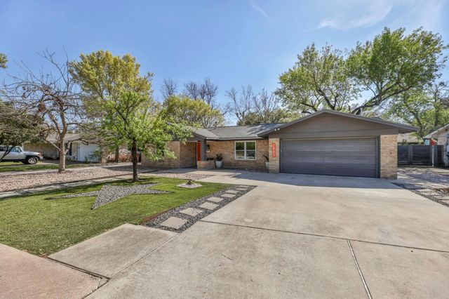 2805 Silverway DR, Austin, TX 78757