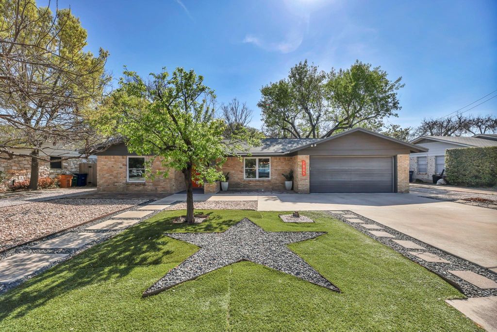 2805 Silverway DR, Austin, TX 78757