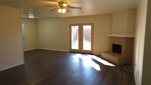 1510 Birmingham Drive, Arlington, TX 76012