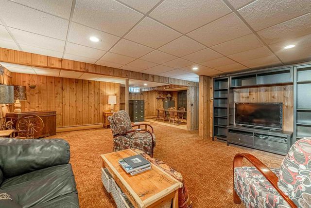 1825 Country Club Road, Stoughton, WI 53589