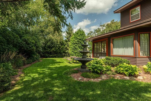 1825 Country Club Road, Stoughton, WI 53589