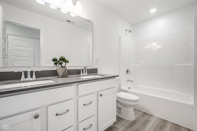 19392 Honeylocust Glen, Noblesville, IN 46062