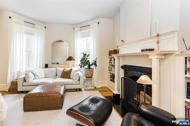 92 Midland A, Montclair, NJ 07042