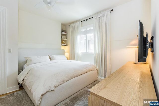 92 Midland A, Montclair, NJ 07042