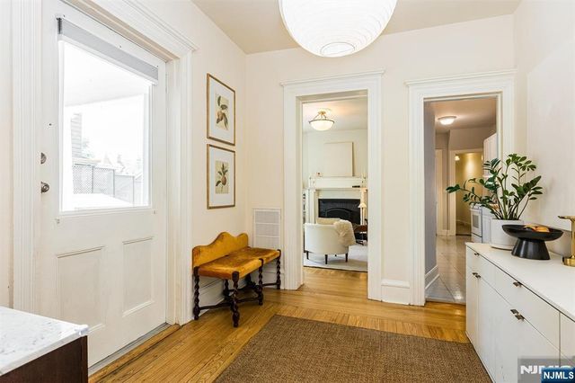 92 Midland A, Montclair, NJ 07042