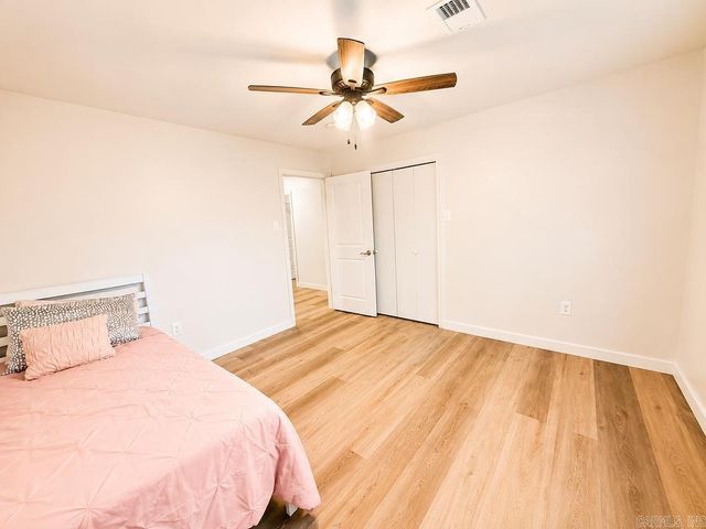 4 Kensington Drive, Conway, AR 72034