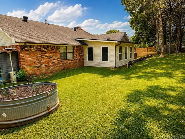 4 Kensington Drive, Conway, AR 72034