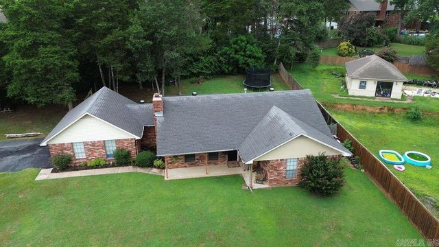 4 Kensington Drive, Conway, AR 72034