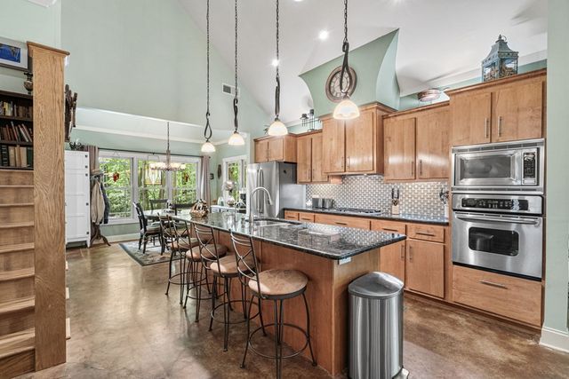 255 Stoney Brook Trail, Hayesville, NC 28904