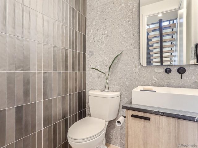 2437 S Cherokee St, Denver, CO 80223