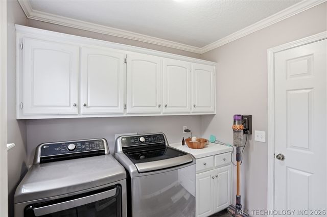 6811 E 65th Place, Tulsa, OK 74133