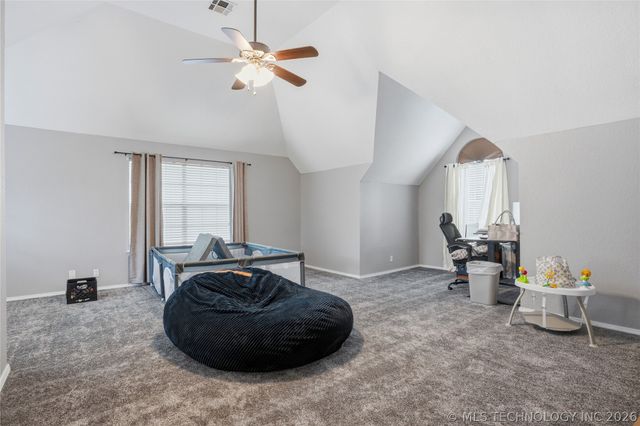 6811 E 65th Place, Tulsa, OK 74133