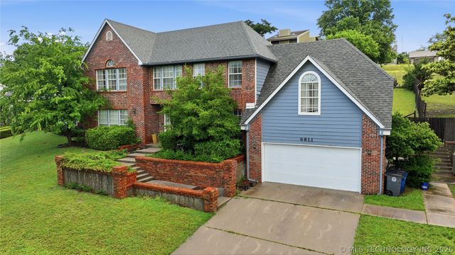 6811 E 65th Place, Tulsa, OK 74133