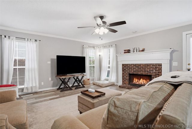 6811 E 65th Place, Tulsa, OK 74133