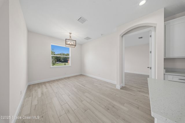 514 Whitehall Avenue SW, Palm Bay, FL 32908