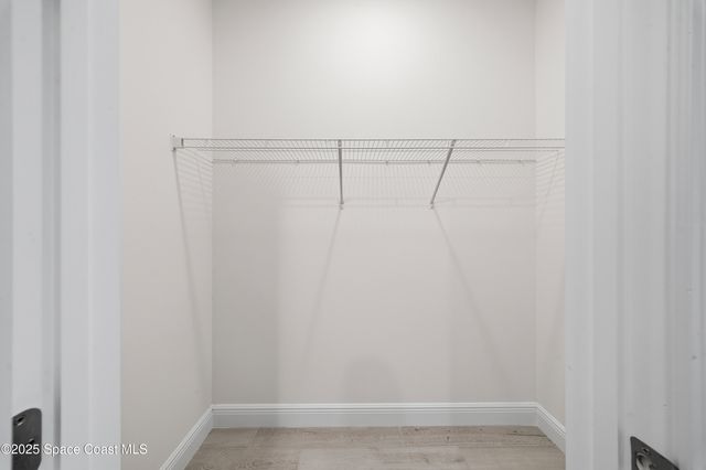 514 Whitehall Avenue SW, Palm Bay, FL 32908