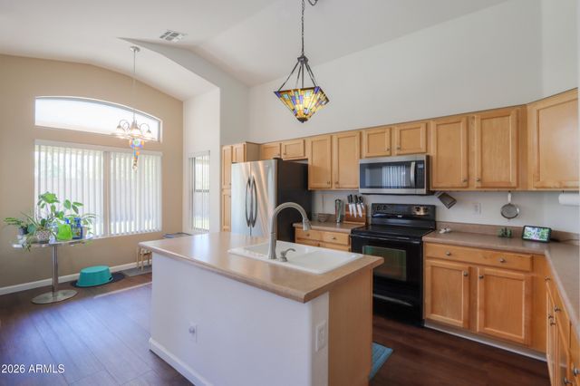 1445 E 10TH Place, Casa Grande, AZ 85122
