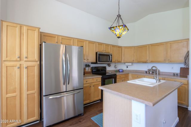 1445 E 10TH Place, Casa Grande, AZ 85122