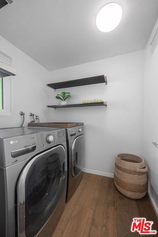 13065 Mindanao Way 3, Marina Del Rey, CA 90292