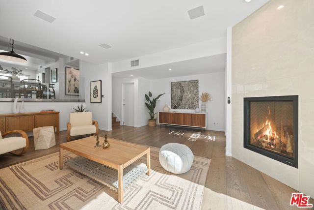 13065 Mindanao Way 3, Marina Del Rey, CA 90292