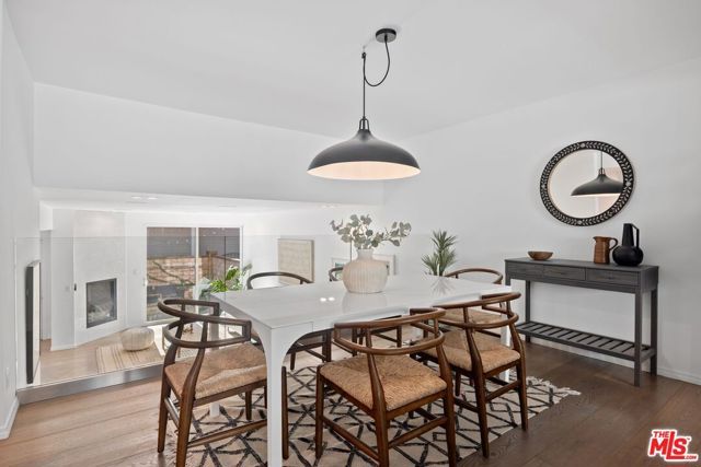 13065 Mindanao Way 3, Marina Del Rey, CA 90292