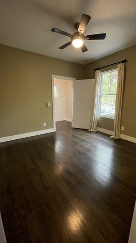928 Caruthers Ave, Nashville, TN 37204