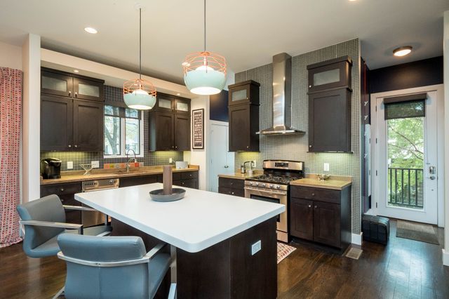 928 Caruthers Ave, Nashville, TN 37204
