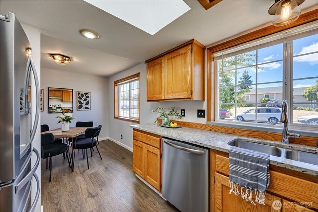 19782 Mosjon Circle NE, Poulsbo, WA 98370