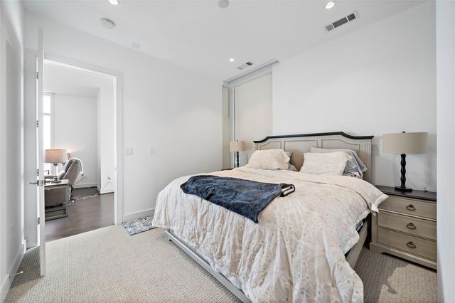 4521 San Felipe Street 1903, Houston, TX 77027