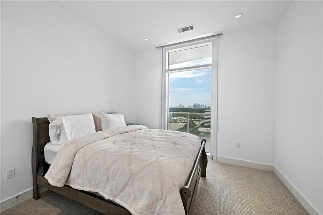 4521 San Felipe Street 1903, Houston, TX 77027