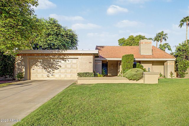 8547 N WOODLAND Court, Scottsdale, AZ 85258